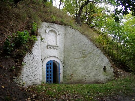Image - Liubech: Saint Anthony's Cave.
